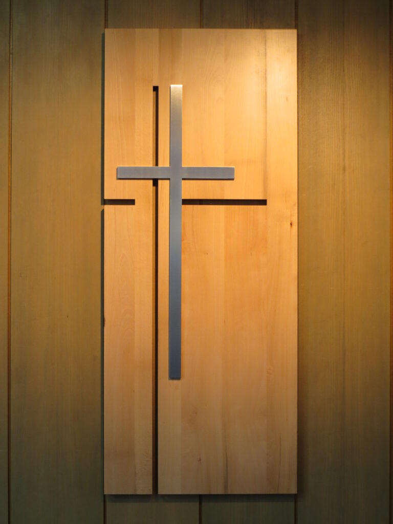 2015 Kreuz Gemeindehaus Ruit